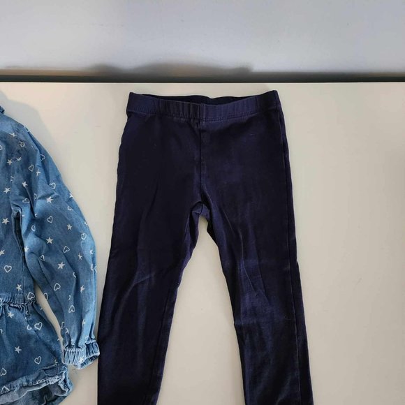 EUC Tommy Hilfiger Set (3T) - Picture 4 of 8